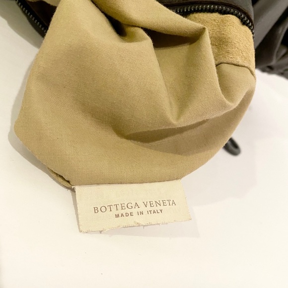 Bottega Veneta ‘Campana’ Intrecciato Hobo Bag - Picture 14 of 16